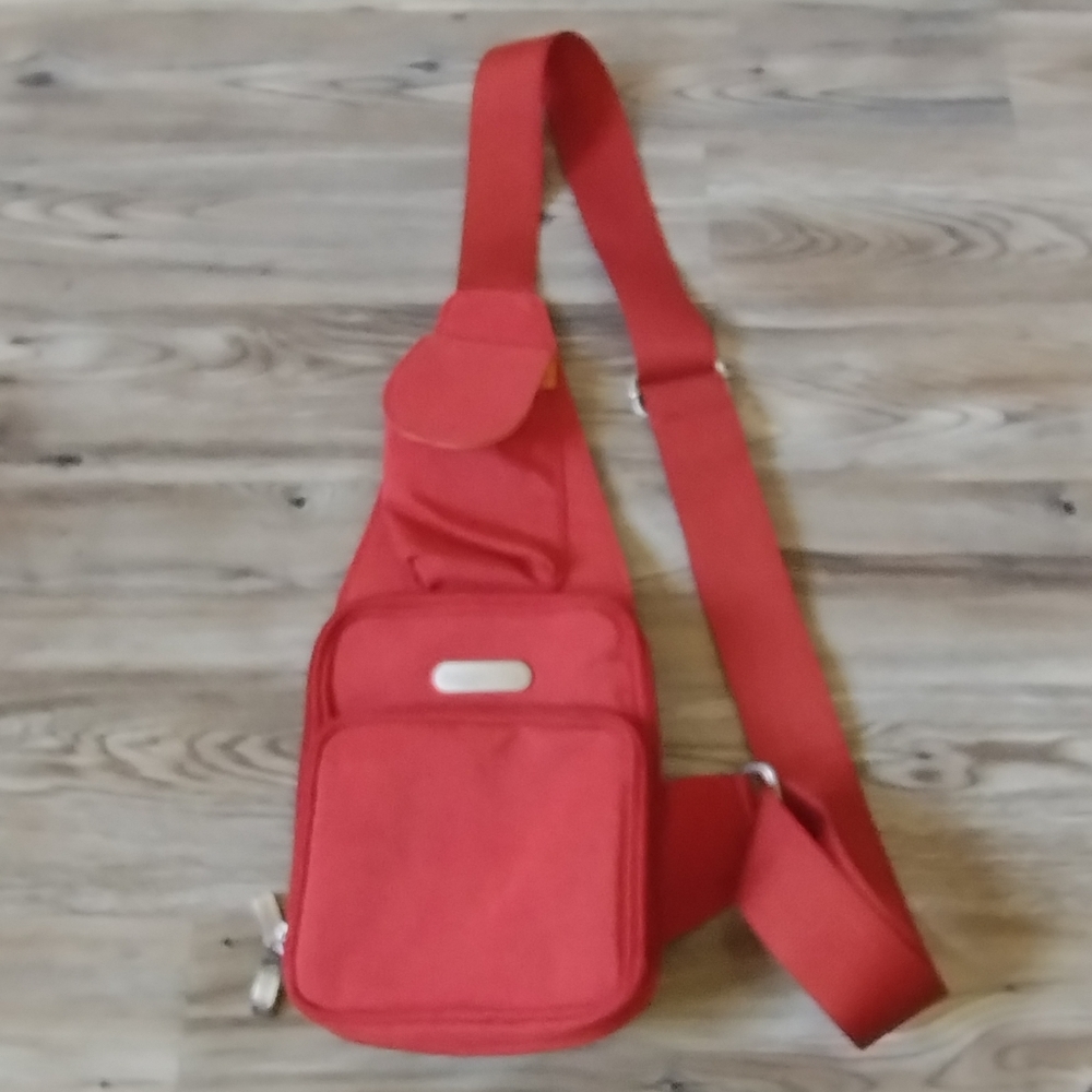 BAGGALLINI Sling Bag Shoulder Purse Red